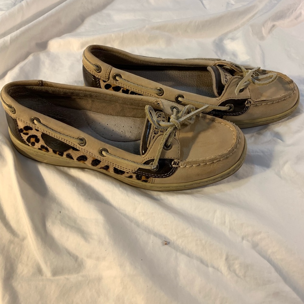 Leopard Sperry